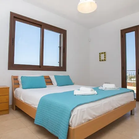 Holiday 445 * Protaras
